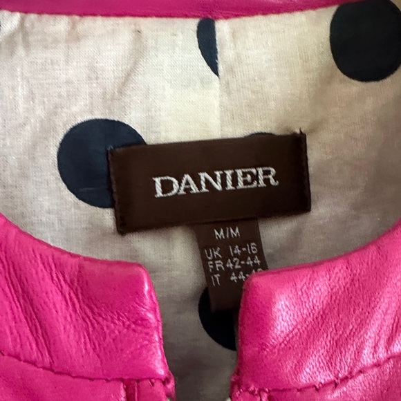 Danier Women's Pink Leather Jacket - Picture 2 of 7